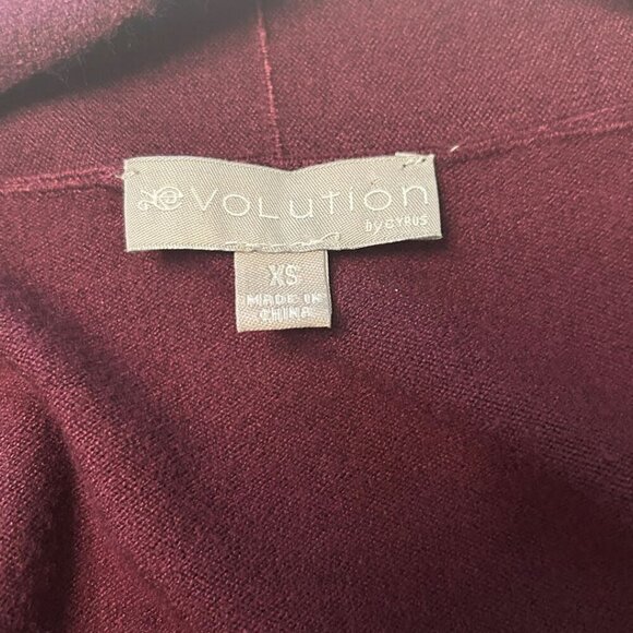 Evolution Cyrus Burgandy Open Front Long Sleeve Detailed Button Cuff Sweater XS - Picture 5 of 10